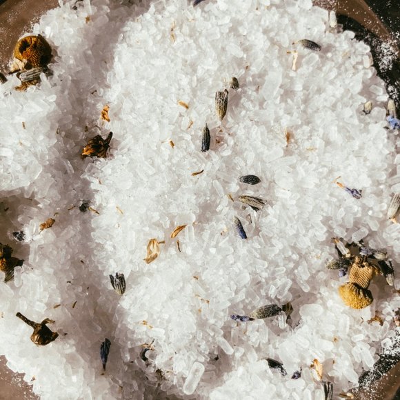Sleepy Time Bath Salts (Lavender + Chamomile) - Picture 2 of 3